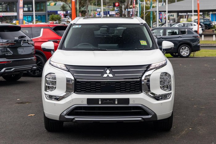2025 Mitsubishi Outlander PHEV Exceed