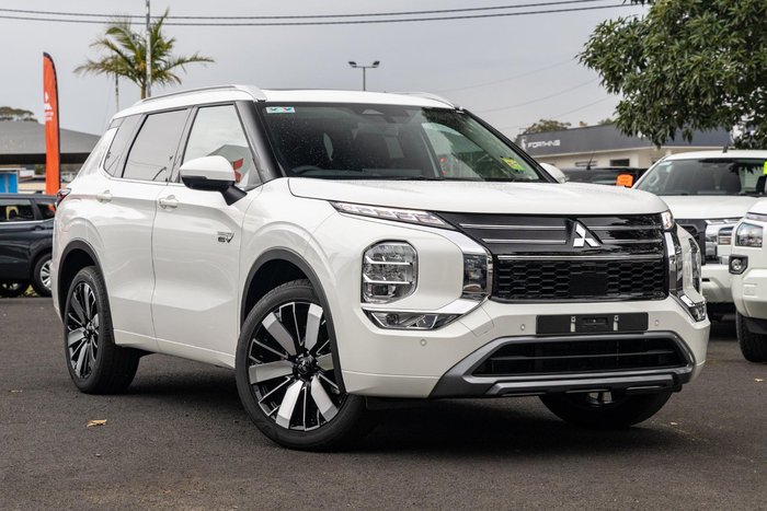 2025 Mitsubishi Outlander PHEV Exceed