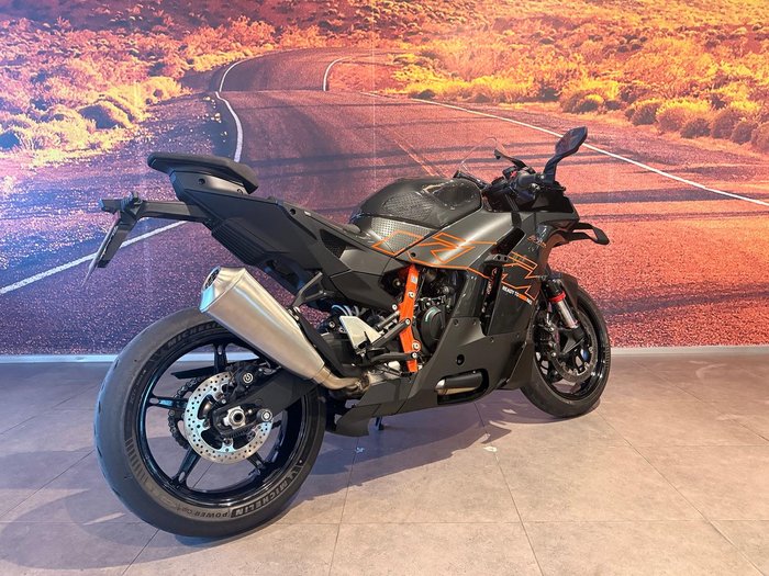 2026 KTM 990 RC R RC Black