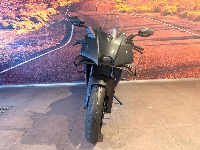 2026 KTM 990 RC R RC Black