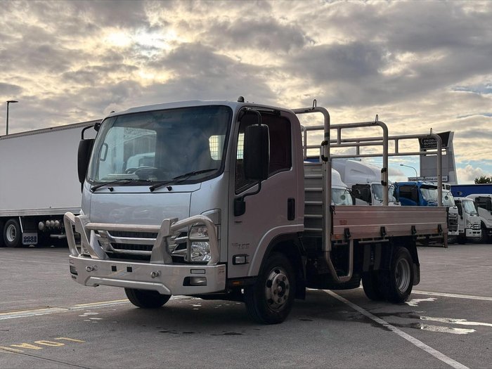 2022 Isuzu N Series