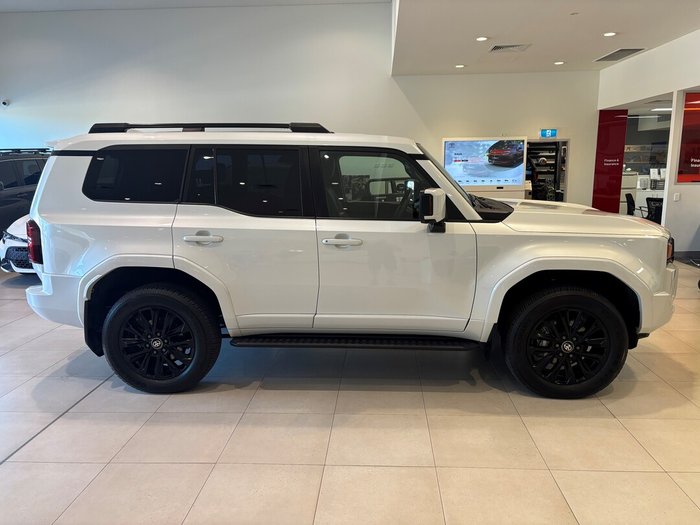 2024 Toyota Prado 2.8L 48V Dsl Wgn 8AT VX 7 Seat