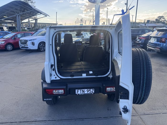 2022 Suzuki Jimny GLX