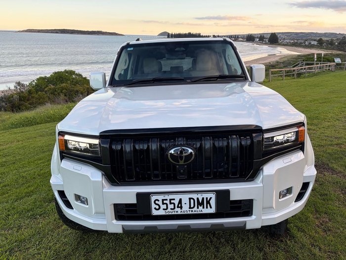 2025 Toyota Landcruiser Prado Kakadu