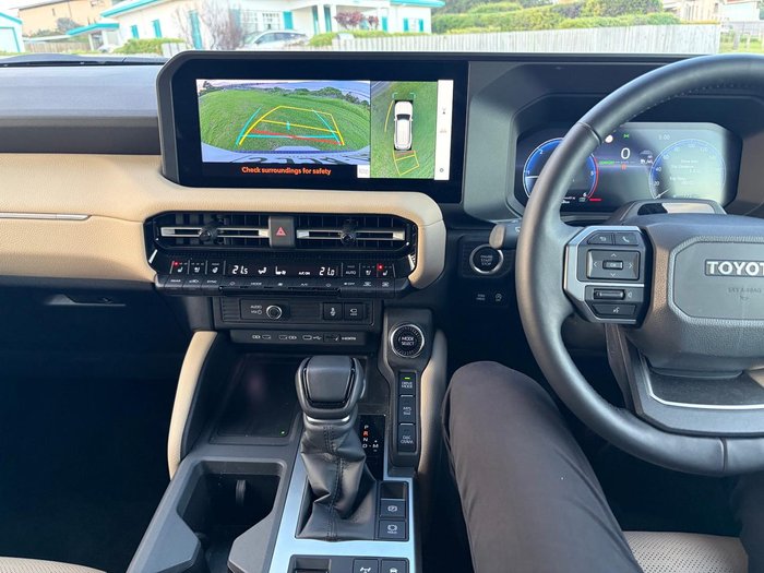 2025 Toyota Landcruiser Prado Kakadu