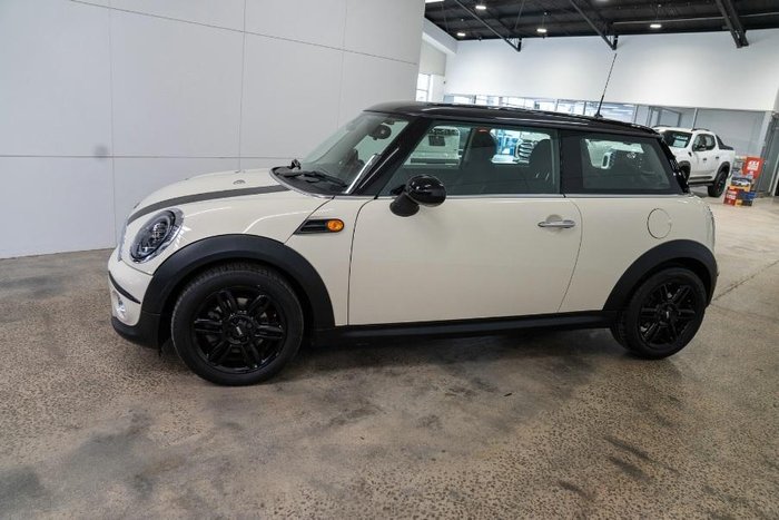 2011 MINI Hatch Cooper Chilli