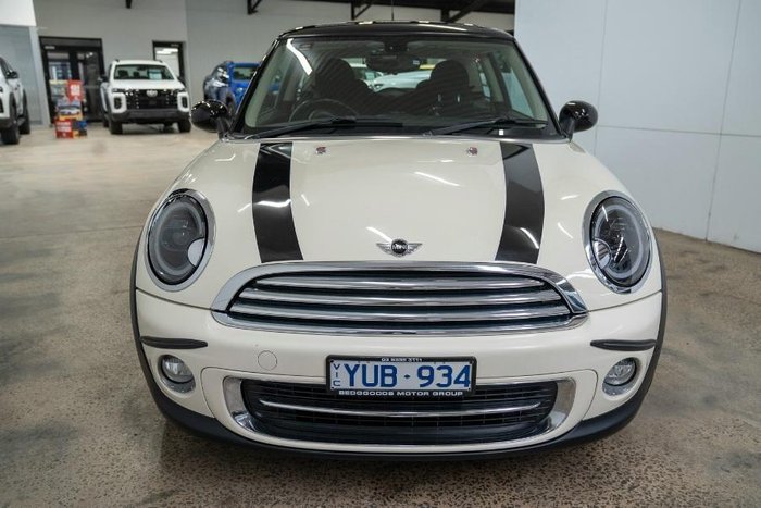 2011 MINI Hatch Cooper Chilli