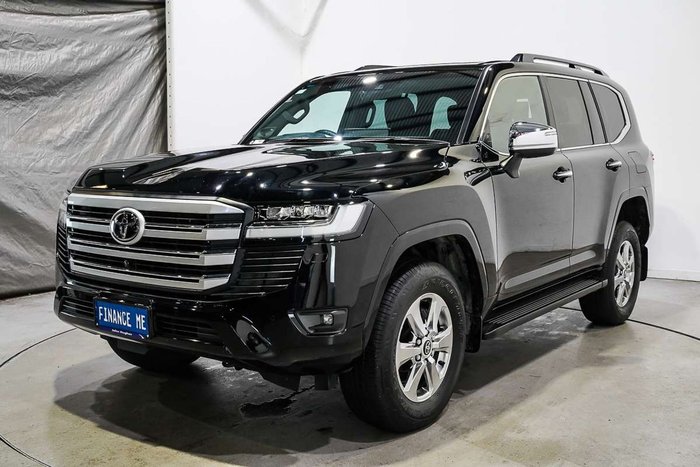 2024 Toyota Landcruiser Sahara
