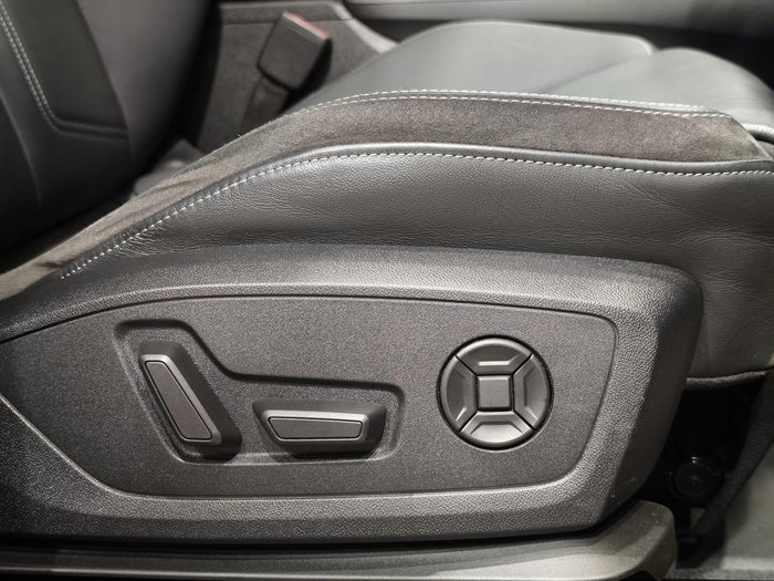 2021 Audi Q3 40 TFSI S line