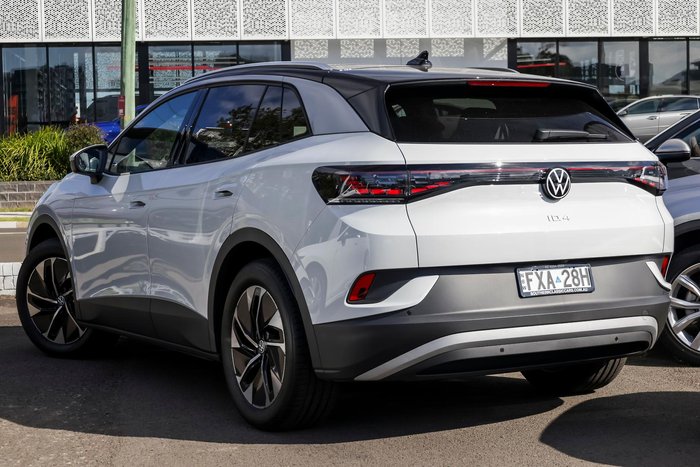 2025 Volkswagen ID.4 Pro