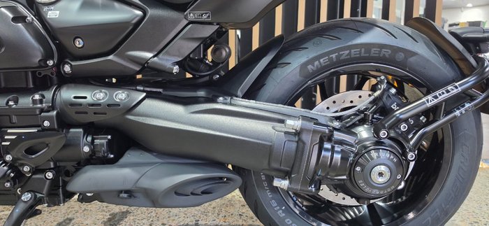 2025 Triumph ROCKET 3 R EVEL KNIEVEL SILVER