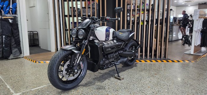 2025 Triumph ROCKET 3 R EVEL KNIEVEL SILVER