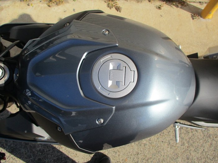 2023 BMW Motorrad S 1000 R SPORT GREY