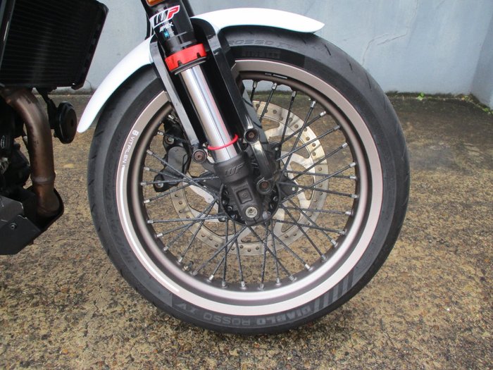 2022 HUSQVARNA VITPILEN 401 WHITE