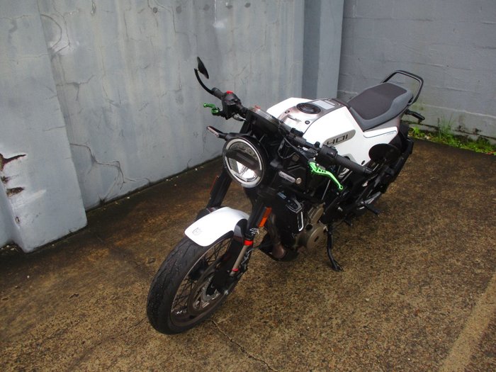 2022 HUSQVARNA VITPILEN 401 WHITE