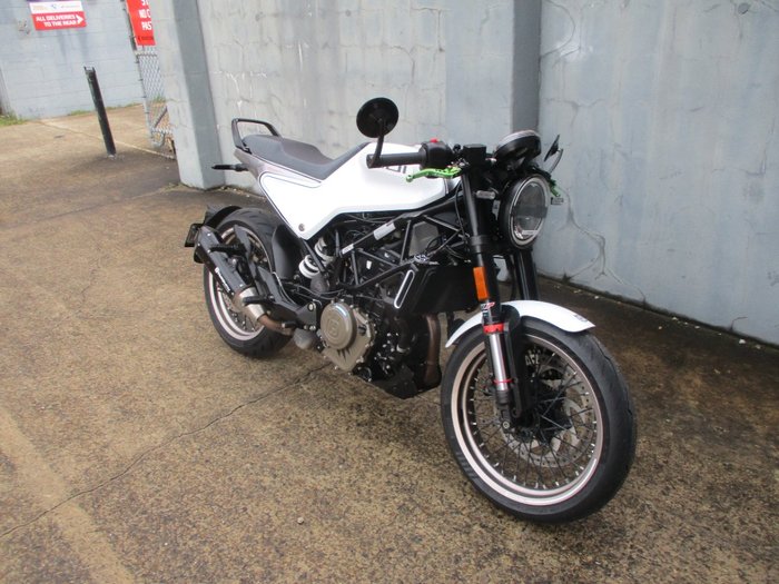 2022 HUSQVARNA VITPILEN 401