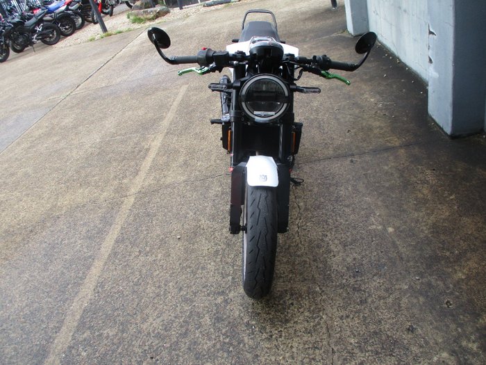 2022 HUSQVARNA VITPILEN 401