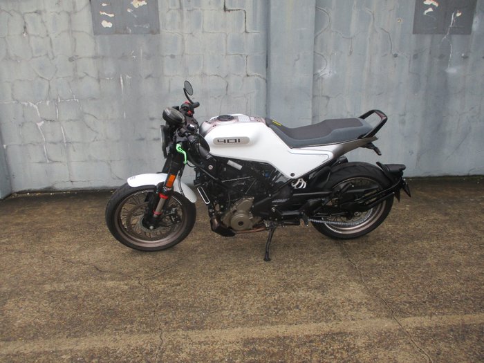 2022 HUSQVARNA VITPILEN 401 WHITE
