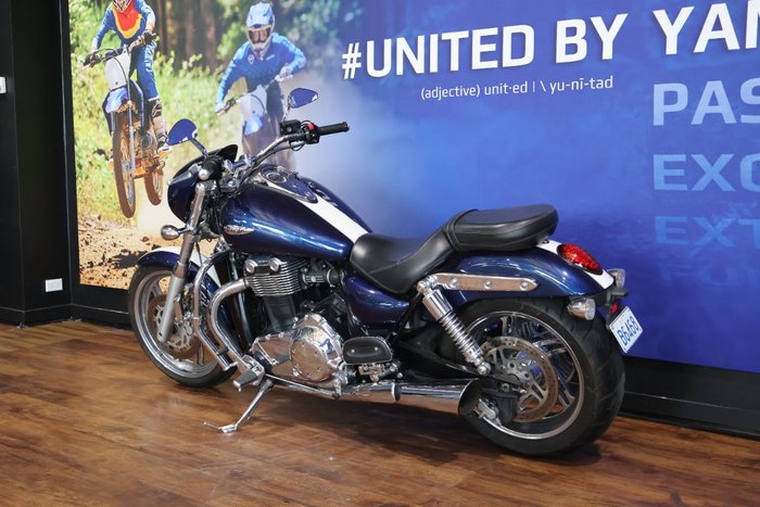 2010 TRIUMPH THUNDERBIRD Blue