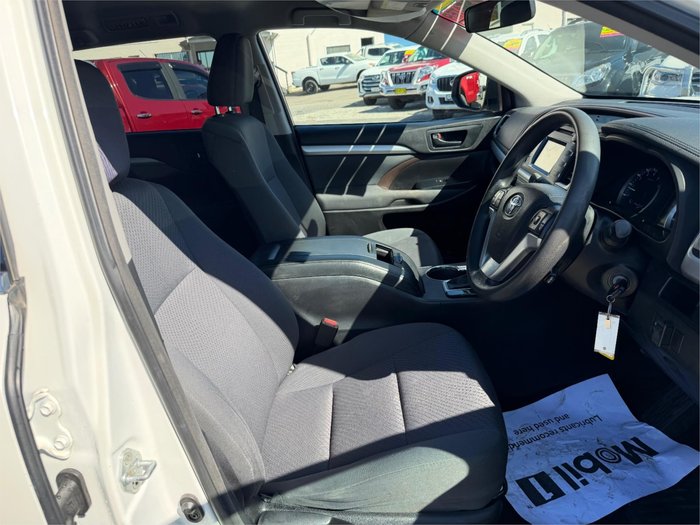 2017 TOYOTA KLUGER GX (4x2)