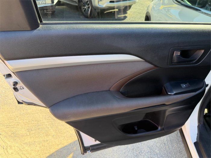 2017 TOYOTA KLUGER GX (4x2)