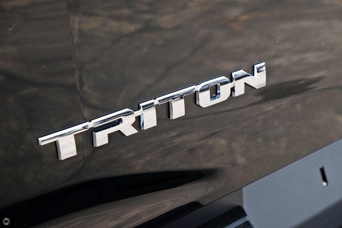 2026 Mitsubishi Triton GLX+ MV MY25 4X4 Dual Range Black Mica