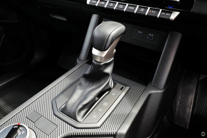 2026 Mitsubishi Triton GLX+ MV MY25 4X4 Dual Range Black Mica