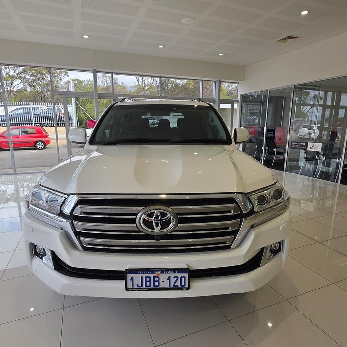 2019 Toyota Landcruiser