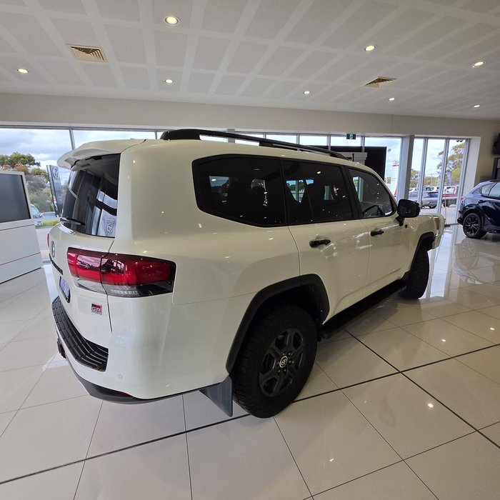 2023 Toyota Landcruiser