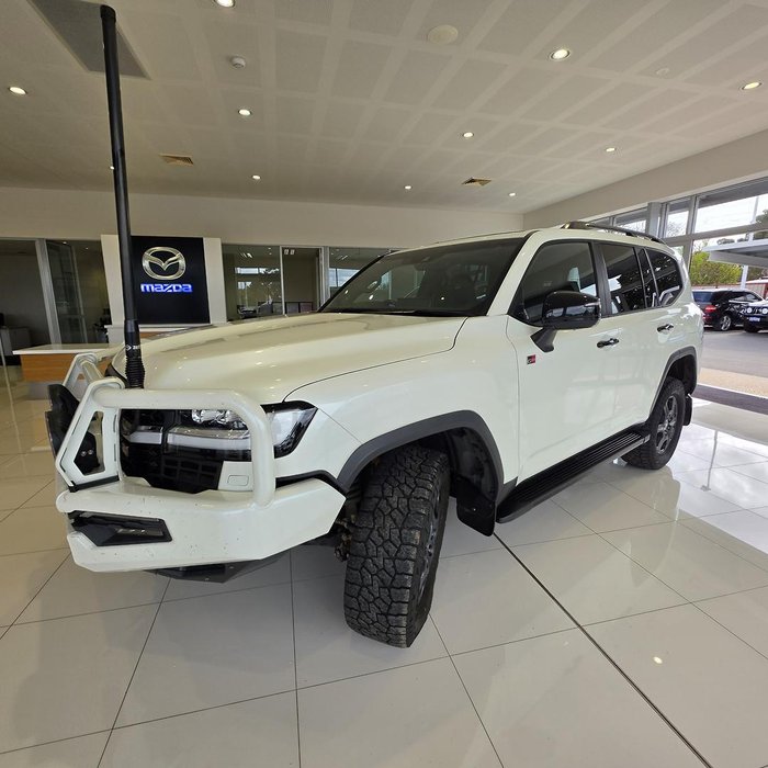2023 Toyota Landcruiser