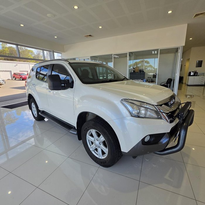 2016 Isuzu MU-X