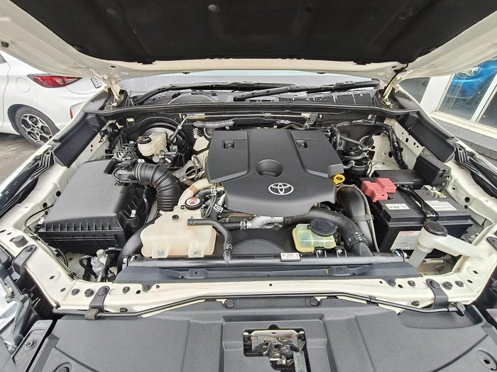 2018 Toyota Fortuner Crusade GUN156R 4X4 Dual Range Glacier White