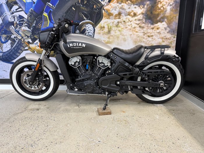 2022 INDIAN SCOUT BOBBER SILVER