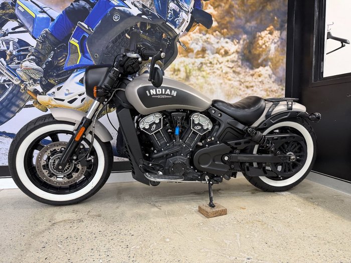 2022 INDIAN SCOUT BOBBER SILVER