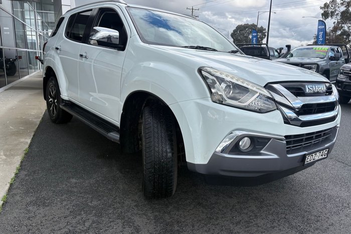 2019 Isuzu MU-X LS-T