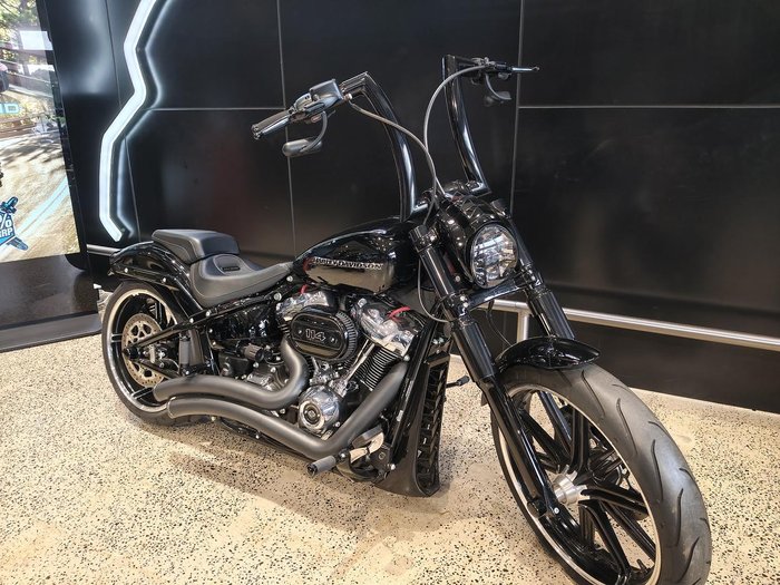 Harley-Davidson Breakout 114 (FXBRS) Softail