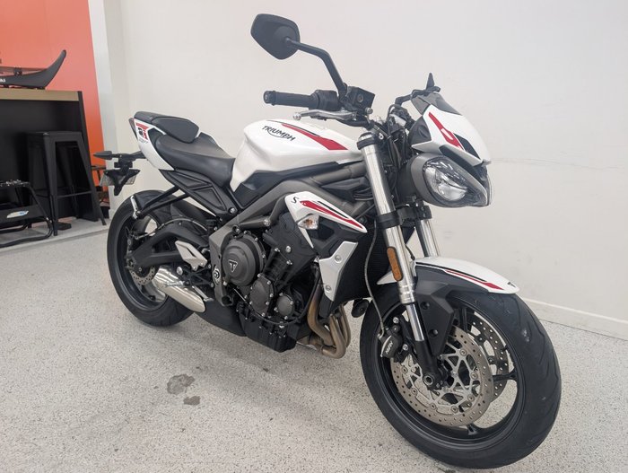 2022 Triumph STREET TRIPLE S 660 LAMS