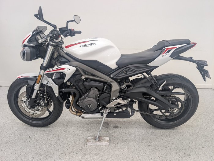 2022 Triumph STREET TRIPLE S 660 LAMS White
