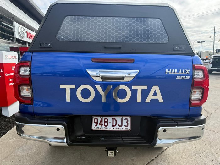 2021 Toyota Hilux SR5