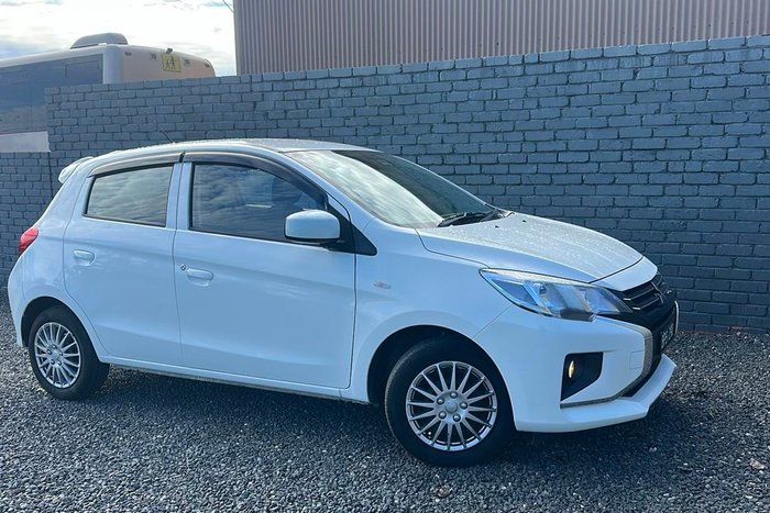 2021 Mitsubishi Mirage ES