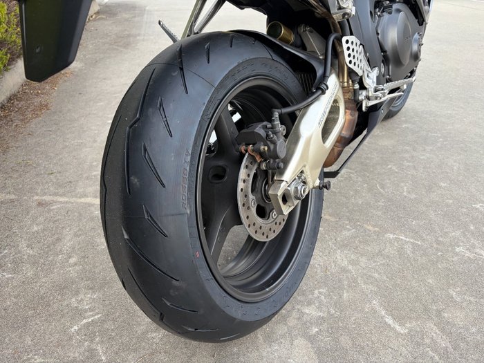 2006 Honda CBR1000RR (FIREBLADE) Silver