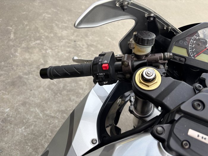 2006 Honda CBR1000RR (FIREBLADE) Silver