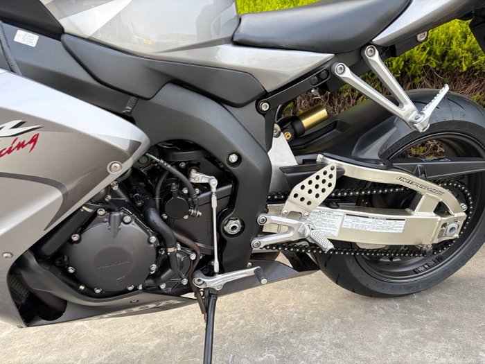 2006 Honda CBR1000RR (FIREBLADE) Silver