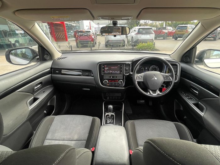 2018 Mitsubishi Outlander ES