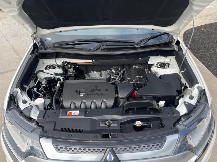 2018 Mitsubishi Outlander ES