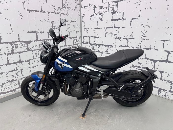 2025 Triumph Trident 660 Full Power Trident Blue