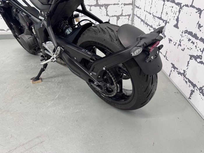 2025 Triumph Trident 660 Full Power Trident Blue