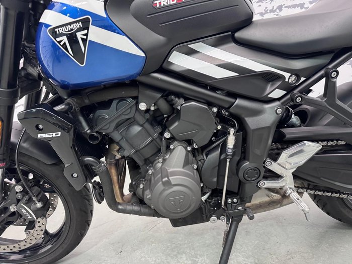2025 Triumph Trident 660 Full Power Trident Blue