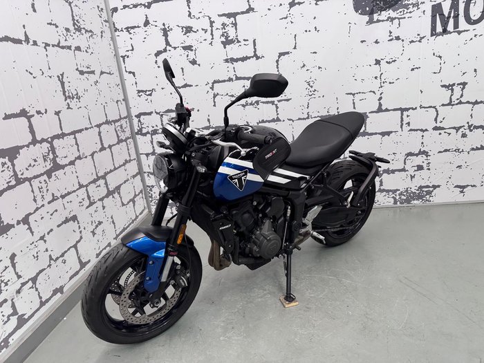 2025 Triumph Trident 660 Full Power Trident Blue