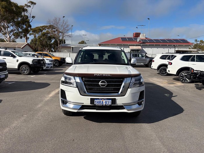 2022 Nissan Patrol Ti-L